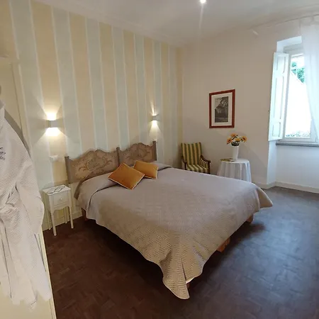 Le Petit Relais Bed & Breakfast